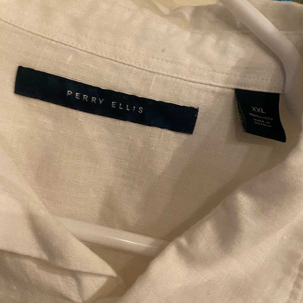 Perry Ellis Button Up XXL